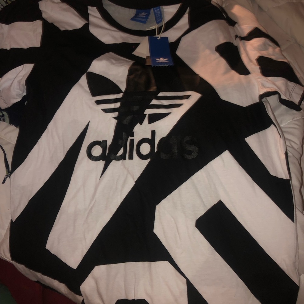 Adidas T-shirt never worn
